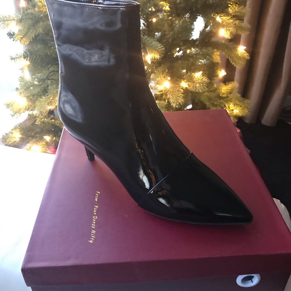 Patent Leather Pointy Boots